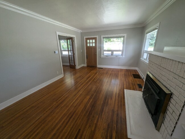 Foto del edificio - 3107 W Longfellow Ave