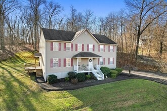Building Photo - 43 Brewer Rd