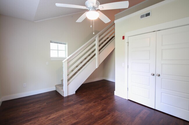 Foto del edificio - 4488 E Morningside Dr