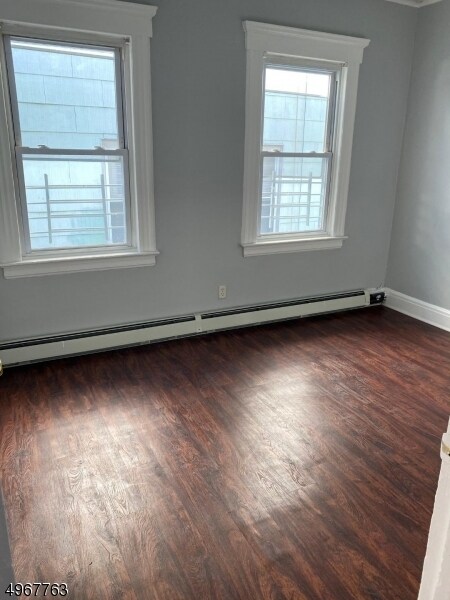 Building Photo - 341 Halsted St