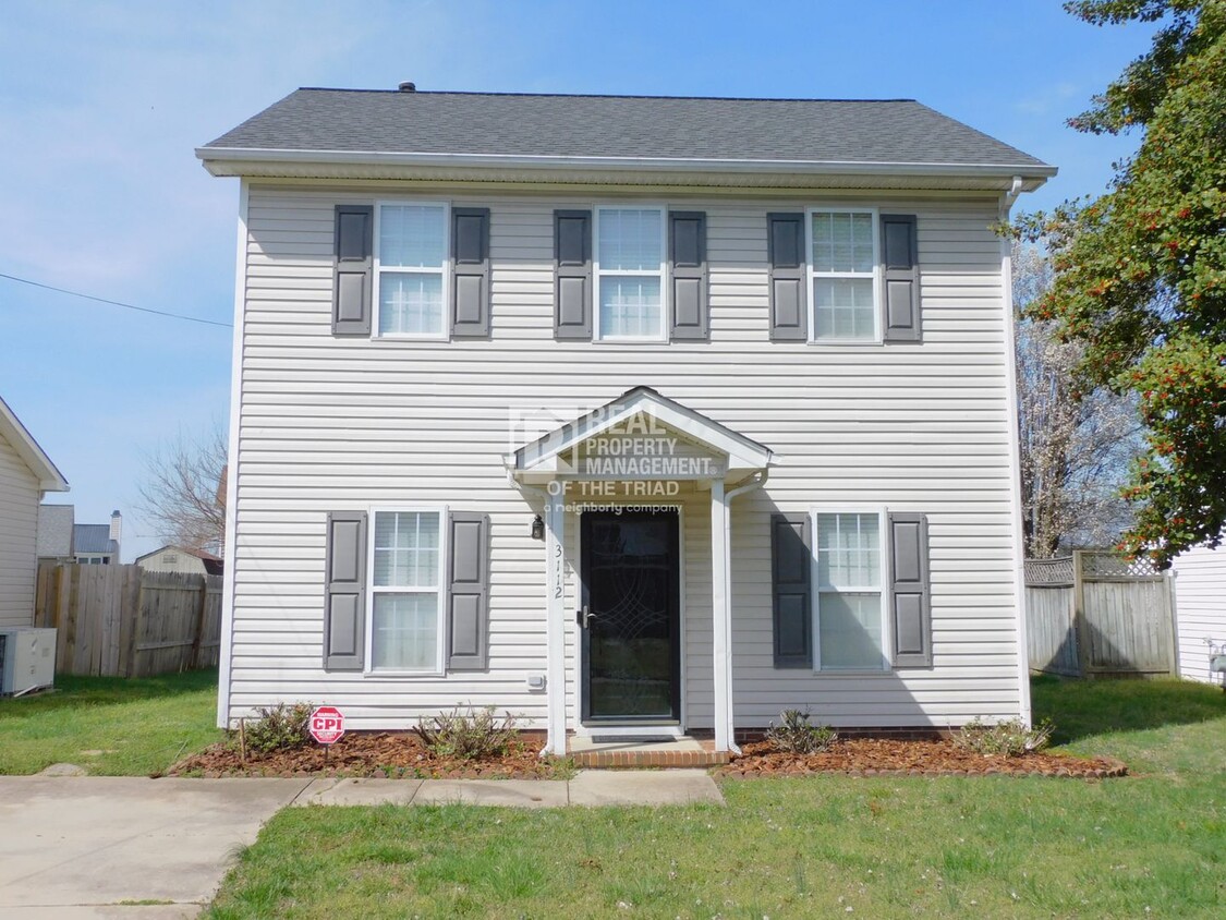 Primary Photo - Cute 3 Bed / 2 Bath Home in Greensboro!