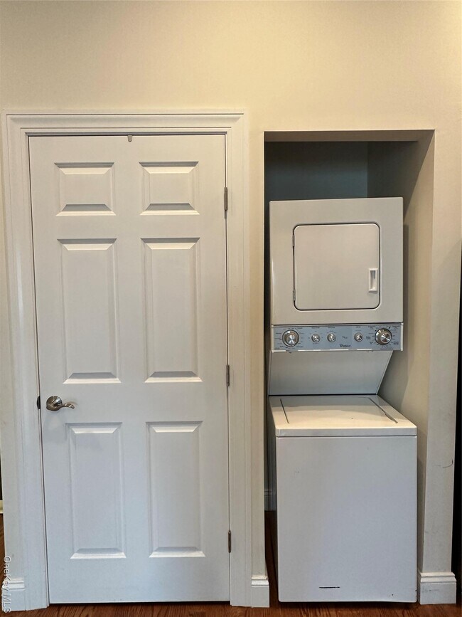 Foto del edificio - 157 Post Ave