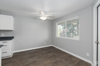 Interior Photo - Conestoga Park I