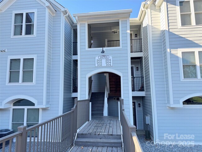 Foto del edificio - 18701 Nautical Dr