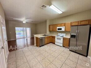 Building Photo - 1413 Retreat Cir