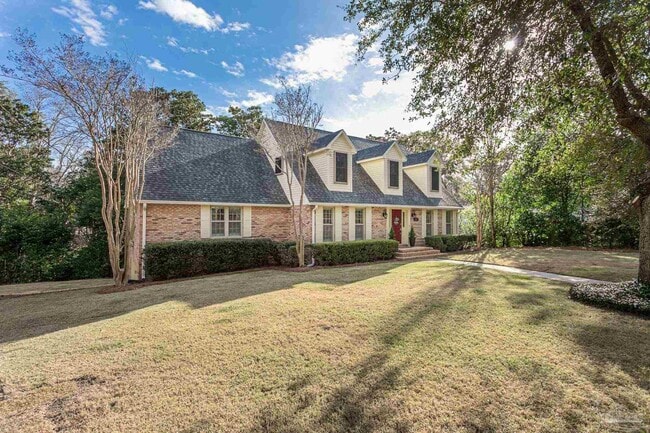 Building Photo - 405 Canterbury Ln