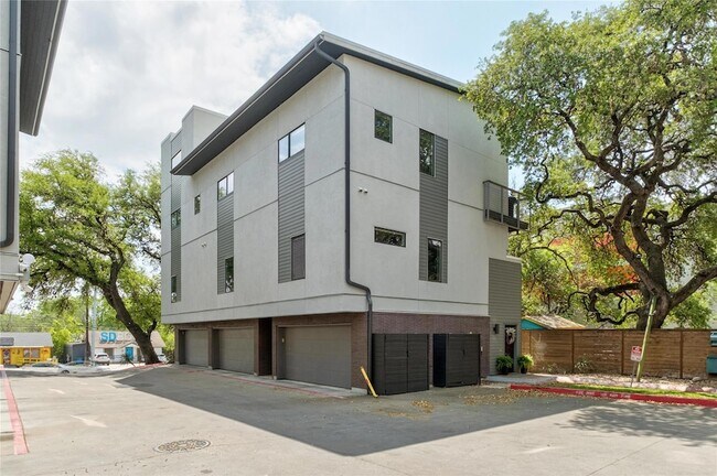 Foto del edificio - 1702 S Lamar Blvd