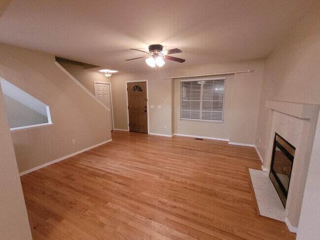 Foto del edificio - 156 Misty Creek Dr