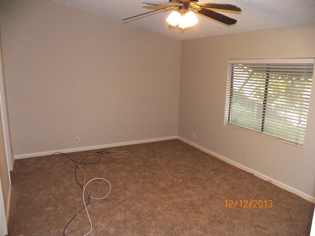 Building Photo - Upgraded manufactured home for rent