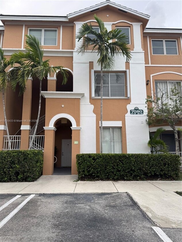 Primary Photo - 7080 NW 177th St