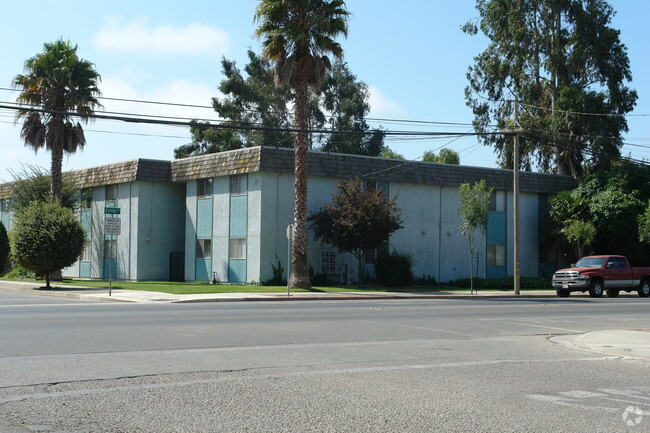 Building Photo - Parkside Apartments