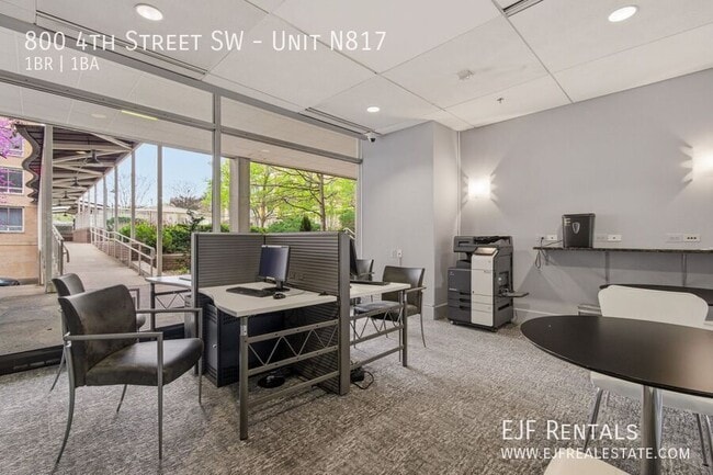 Photo - 800 4th St SW Apartment