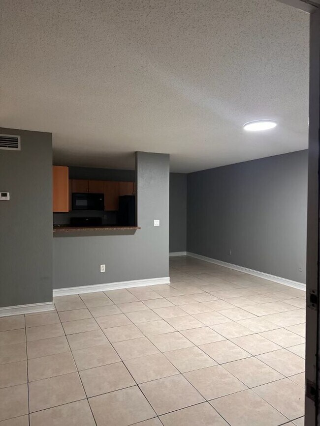 Building Photo - 4021 My Lady Ln, Unit 6, Land O Lakes, FL ...