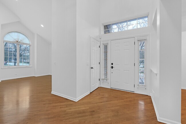 Foto del edificio - 141 Manchester Ct