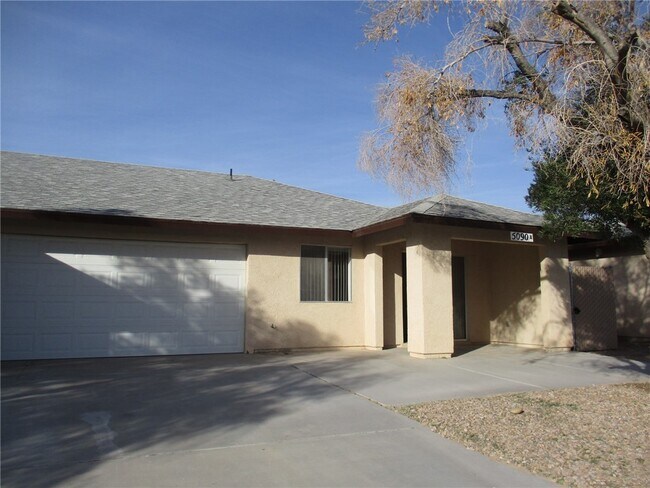 Building Photo - 5090 La Calzada Rd