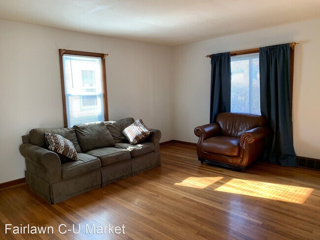 Building Photo - 4 br, 2 bath House - 804 S. Urbana Ave.