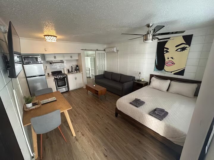 Foto principal - 425 2nd St N