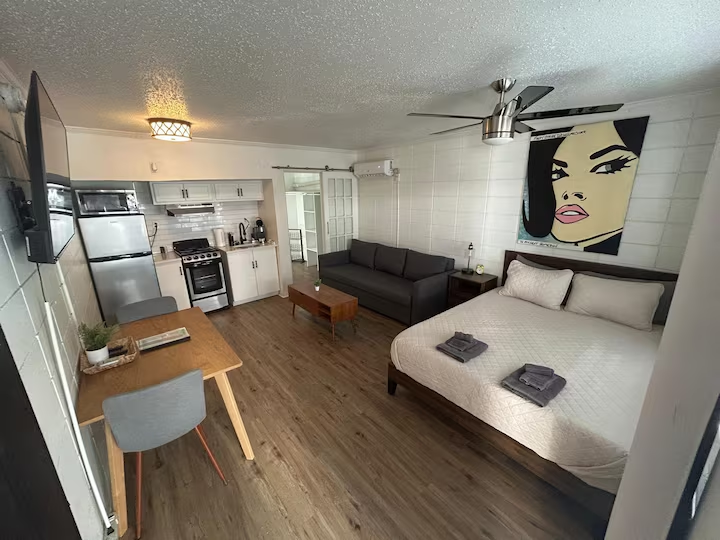 Foto principal - 425 2nd St N