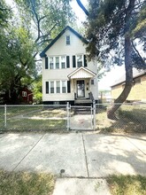 Building Photo - 8418 S Sangamon St