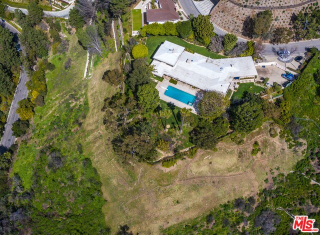Building Photo - 1001 Linda Flora Dr