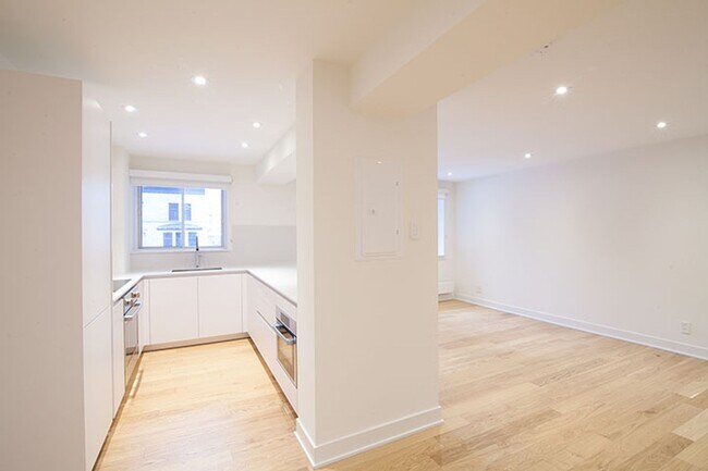 Photo du bâtiment - 3421 Rue Drummond