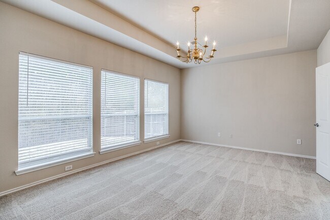 Foto del edificio - 7231 Summit Parc Dr