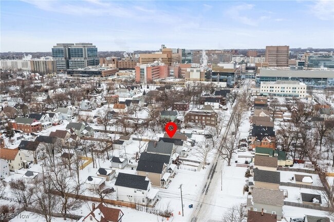 Building Photo - 2244 E 100th St