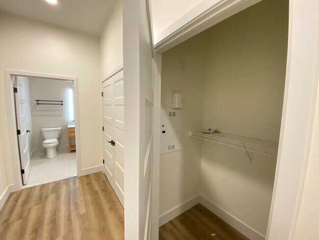 Interior Photo - One Park Apartments