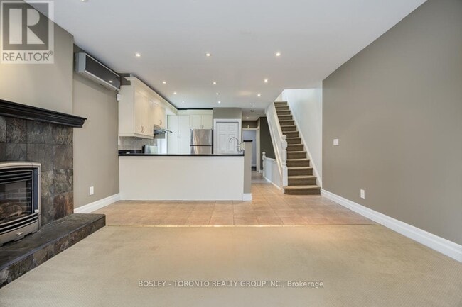 Building Photo - 253 Bedford Rd