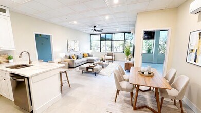 Building Photo - 15950 Bay Vista Dr