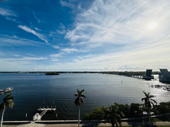 Foto del edificio - 3800 Washington Rd