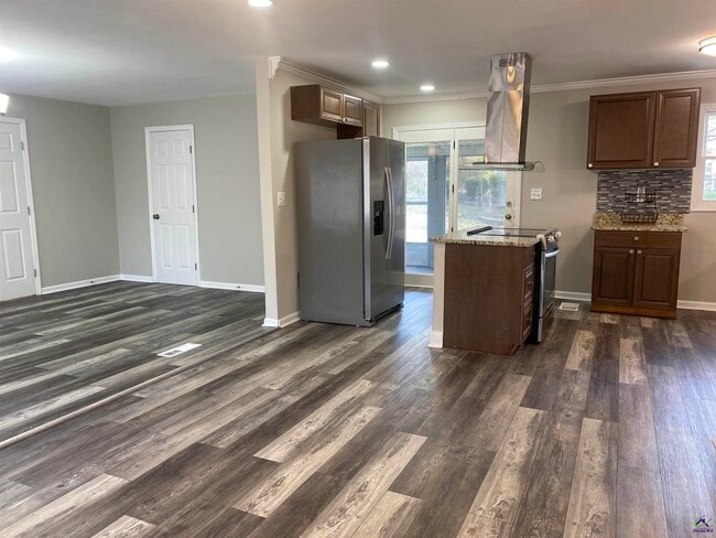 Building Photo - 102 Forrester Dr