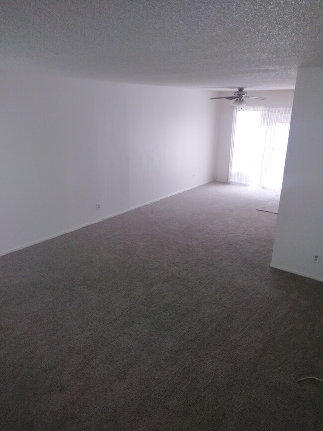 Foto del edificio - 9660 Sepulveda Blvd
