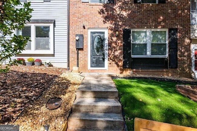 Foto del edificio - 859 Regal Path Ln