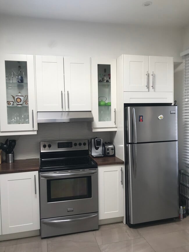 Photo du bâtiment - 2276 Av Girouard