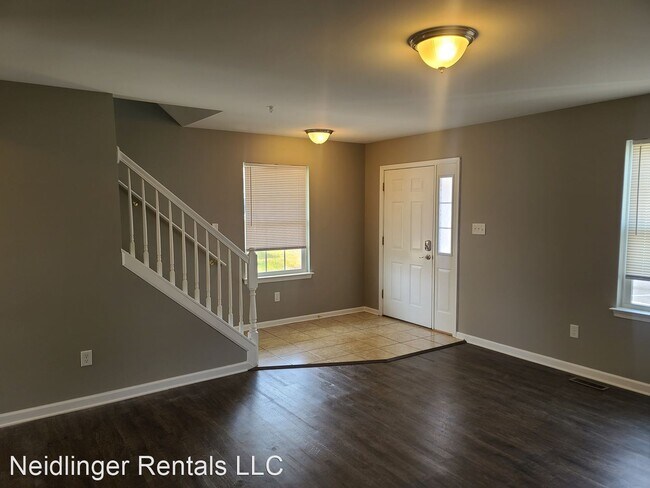 Building Photo - 3 br, 2.5 bath House - 366 Viewpoint Way