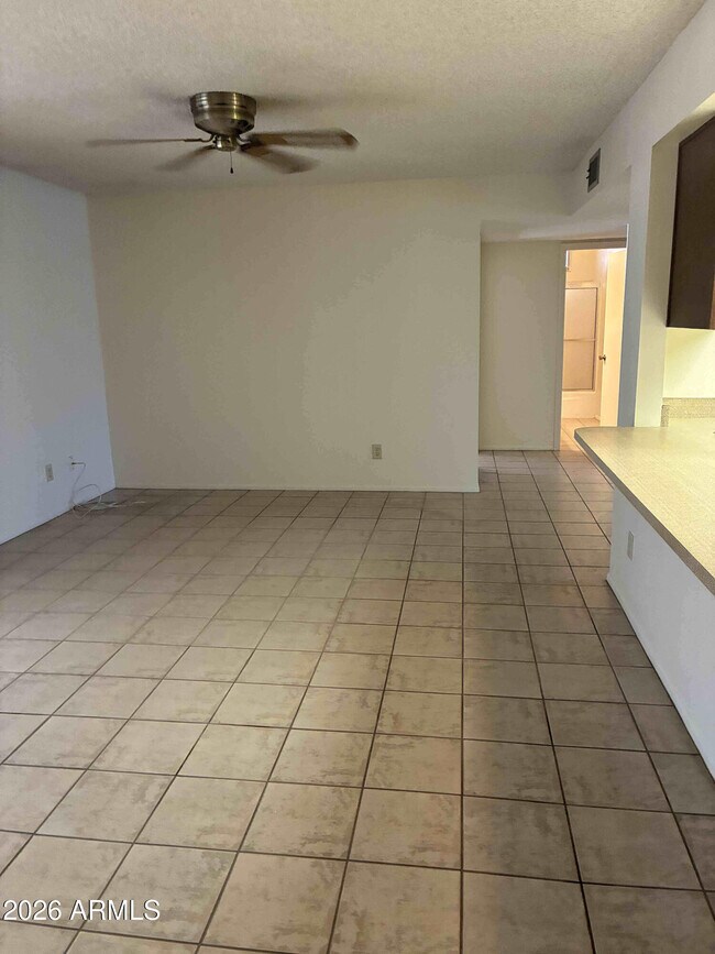 Building Photo - 4619 S Rita Ln