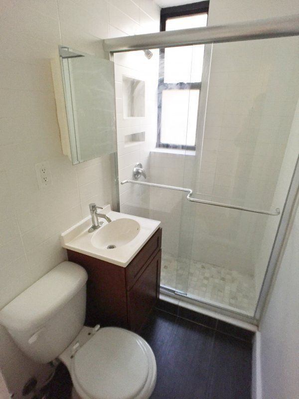 Building Photo - 165 W 127th St