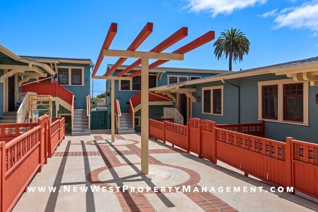 Foto del edificio - Charming Sherman Heights 2-Bedroom, Available Now!