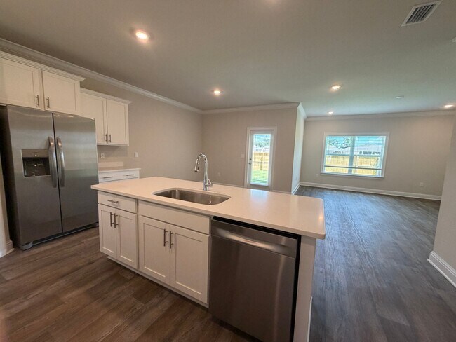 Foto del edificio - 14578 Dalton Cir