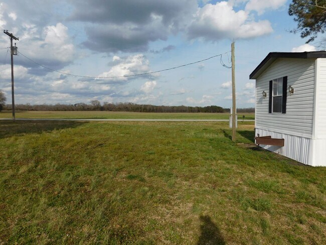 Building Photo - 245 Honolulu Rd