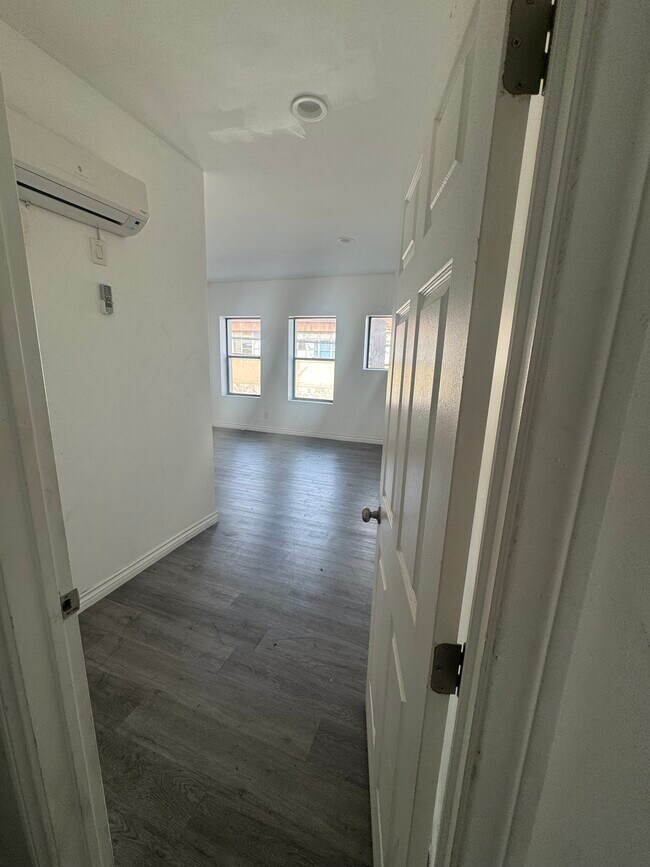 Foto del edificio - 4502 S Broadway