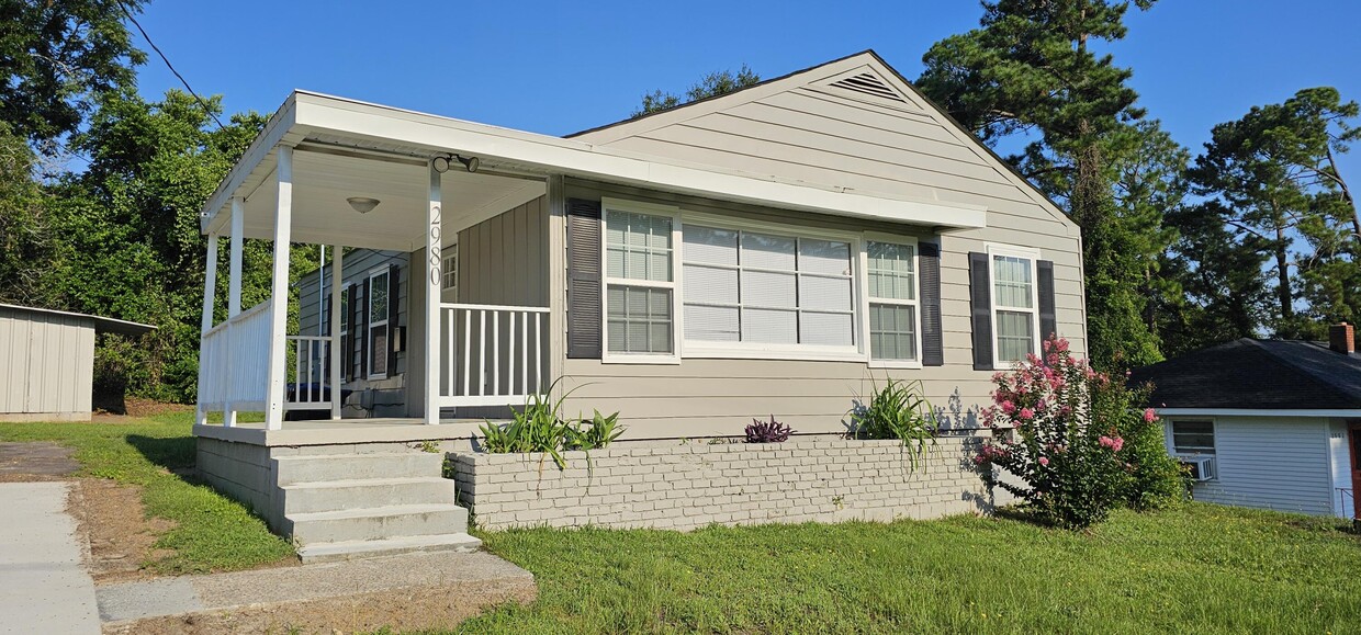 2980 Shelby Dr  