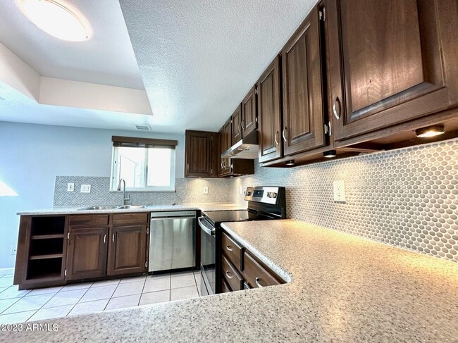 Foto del edificio - 821 E Orange Dr