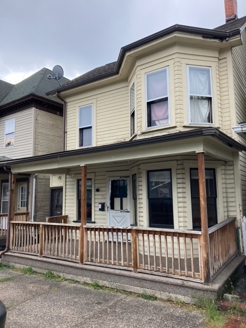 Building Photo - 104 E 2nd Ave