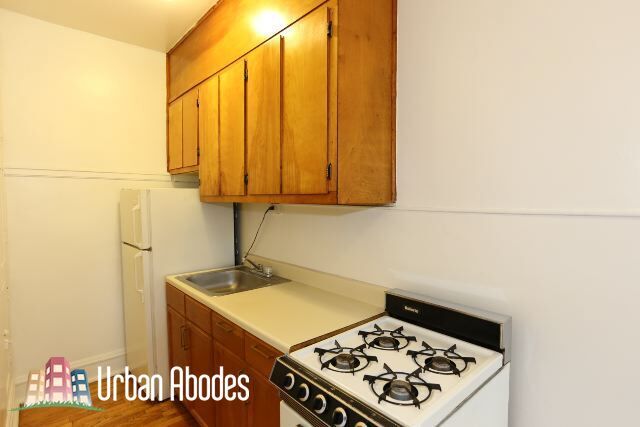 Building Photo - 4631 N Paulina St