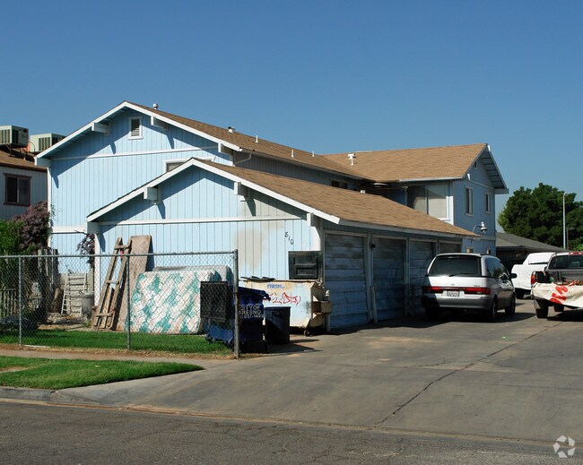 Foto del edificio - 758-810 S Adler Ave