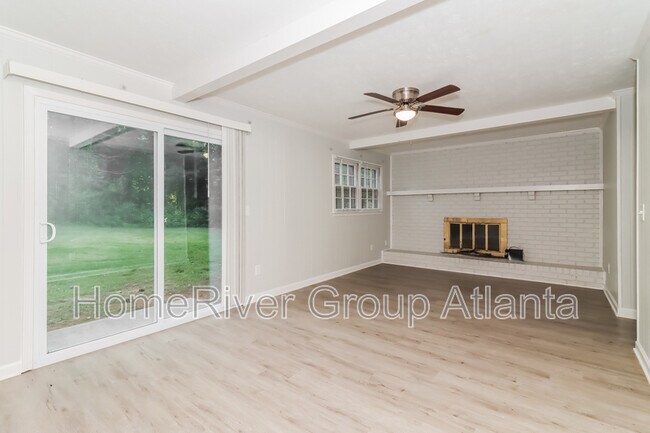 Building Photo - 4423 Inlet Rd