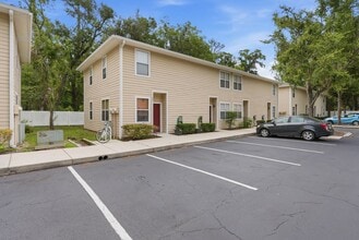 Building Photo - 1710 NW 7th St