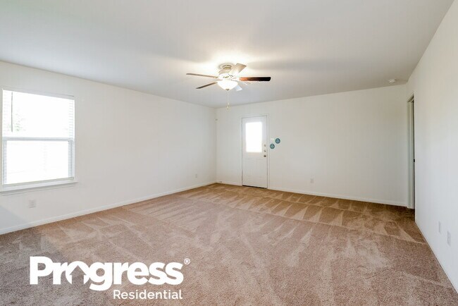 Building Photo - 221 Wincanton Ln